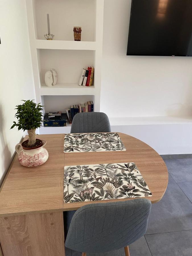 Appartement Avec Jardin Privatif อฌักซิโอ้ ภายนอก รูปภาพ