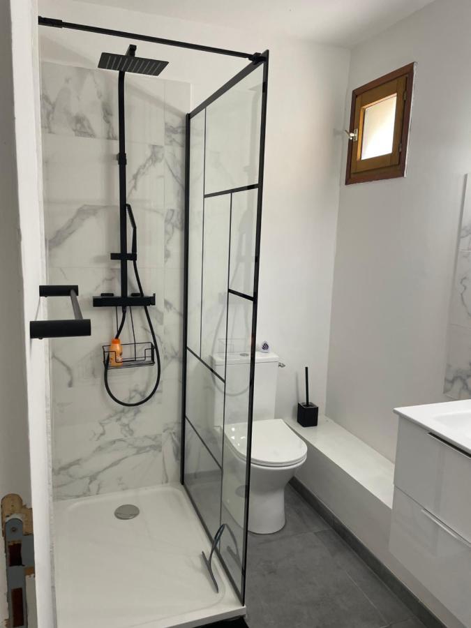 Appartement Avec Jardin Privatif อฌักซิโอ้ ภายนอก รูปภาพ
